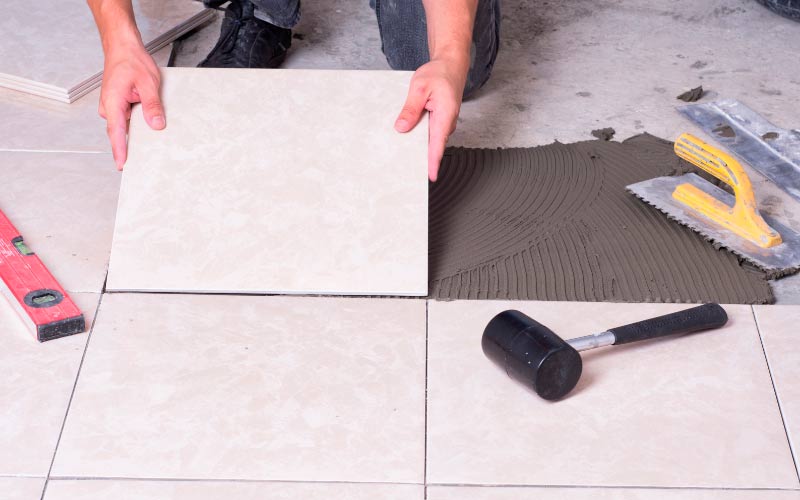 Reforma integral Madrid, instalación de suelo cerámico, instalación de suelo laminado, instalación de tarima flotante, instalación de suelo vinílico, instalación de parqué, instalación de suelo de madera, instalación de suelo pvc, instalación de suelo porcelánico, instalación de baldosas, alicatado.